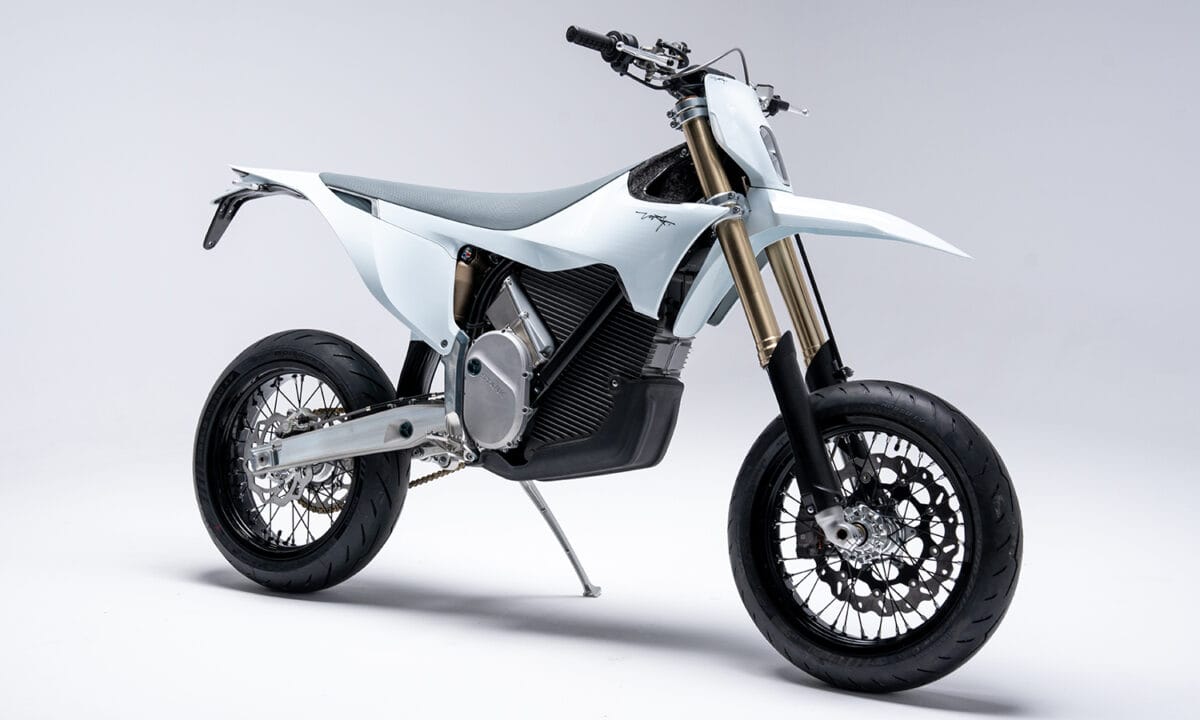 אופנוע חשמלי סטארק וורג SM בצבע לבן