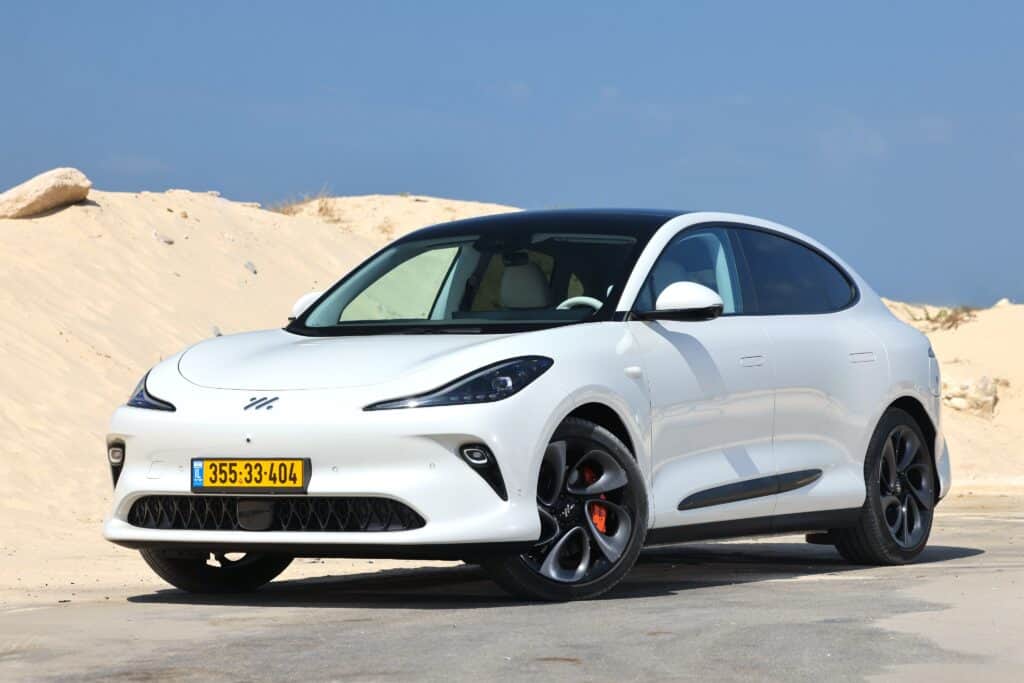 רכב פנאי חשמלי IM6