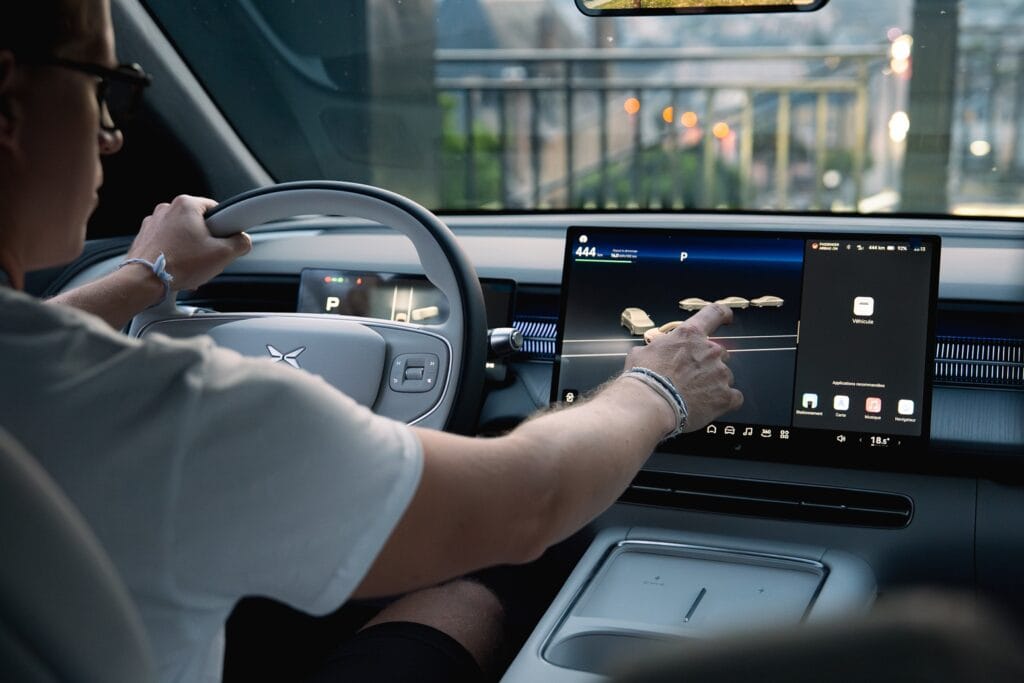 פנים הרכב וסביבת הנהג של אקספנג G6 מודל 2026